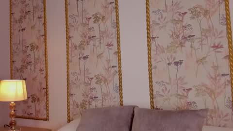 Sara online show from December 20, 7:18 pm