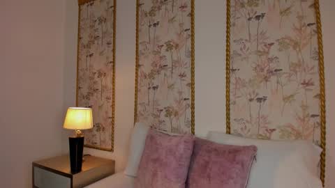 Sara online show from February 7, 7:18 pm