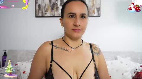   online show from December 18, 11:26 am