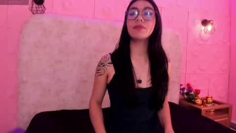 Sara online show from June 3, 3:40 am