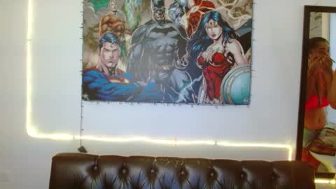 Snapshot of saraapril_1 chatting on December 21, 7:06 pm SARAHGIL online show from December 21, 7:06 pm