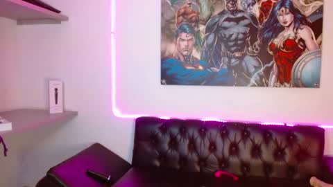 Snapshot of saraapril_1 chatting on January 14, 5:30 am SARAHGIL online show from January 14, 5:30 am