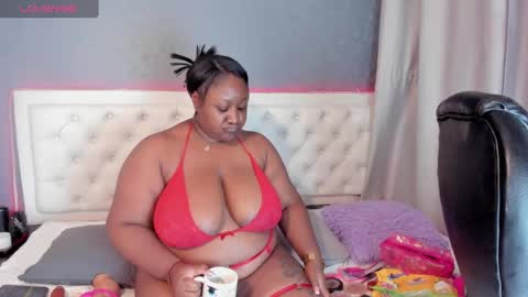 Snapshot of saraby_blandon chatting on January 10, 10:28 am online show from January 10, 10:28 am