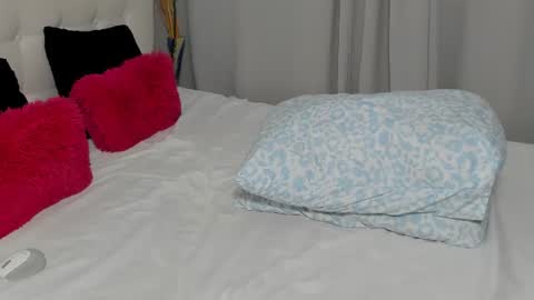 Sara online show from July 2, 3:23 am