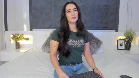  Sara Gomez  online show from December 22, 1:14 pm