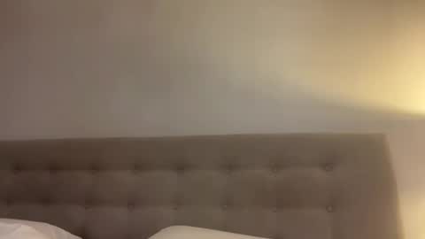 Sarah Heart Aus online show from March 6, 9:14 am