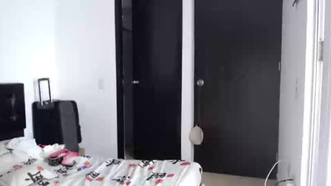 Snapshot of sarah_mistress_ chatting on February 20, 3:41 pm Sarah online show from February 20, 3:41 pm