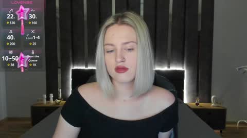 Sarah online show from January 6, 1:31 am