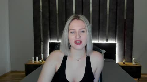 Sarah online show from January 2, 12:55 am