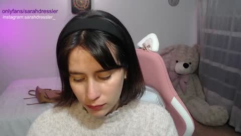 sarahdressler online show from January 7, 1:49 am