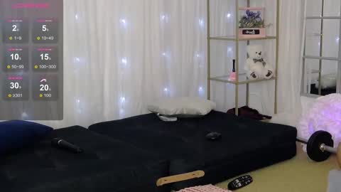 sarahraiynex online show from February 24, 11:31 am