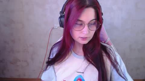 Sara online show from May 25, 3:00 pm