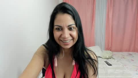 sara luna online show from June 21, 12:14 am