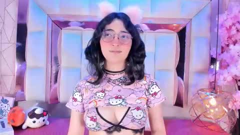 sara  online show from November 8, 7:13 am