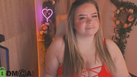 Sara online show from January 15, 8:37 pm