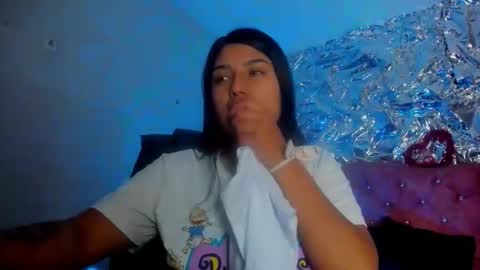 sarastonesx online show from February 20, 6:26 am