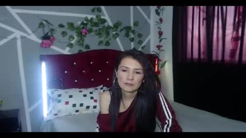Snapshot of saray_hot202cl chatting on December 6, 9:01 pm saray_hot202cl online show from December 6, 9:01 pm