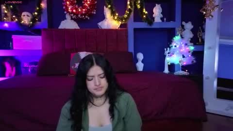 Sari  online show from December 21, 7:51 pm