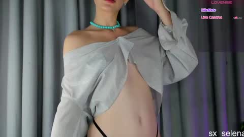 Your Selena 3 online show from June 6, 7:03 am