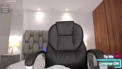  Saritaaa  online show from March 2, 5:08 am