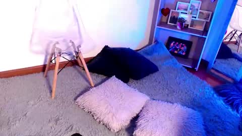 sasha_bowei online show from March 10, 2:48 am