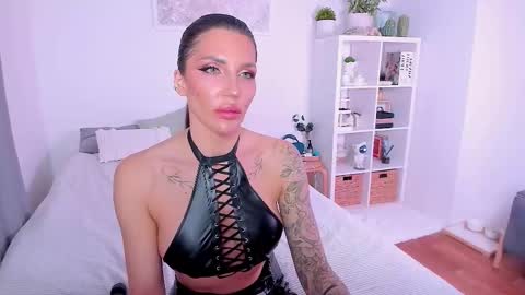 Sasha Miro online show from March 15, 1:40 am