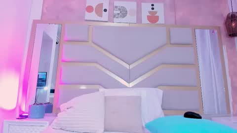 sasha_morelli online show from November 28, 6:22 pm