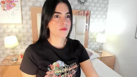 Snapshot of sasha_sims chatting on September 10, 11:43 am Camila online show from September 10, 11:43 am