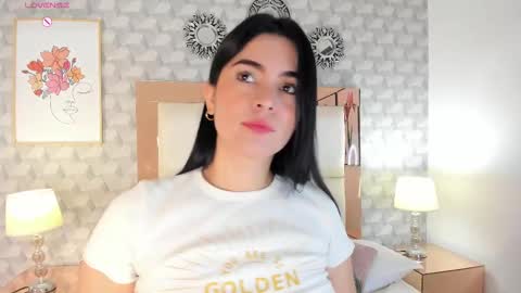 Snapshot of sasha_sims chatting on September 18, 12:15 pm Camila online show from September 18, 12:15 pm