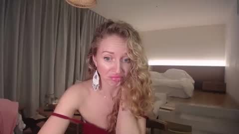 Sasha online show from December 3, 3:14 pm