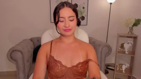 saskia litt online show from November 3, 9:46 am