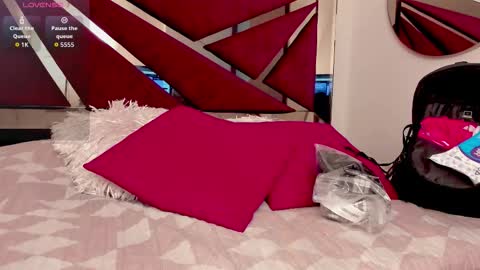 saskiagrendel online show from March 29, 12:31 am