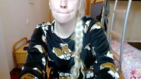 Satinqueen90 online show from November 21, 8:38 am