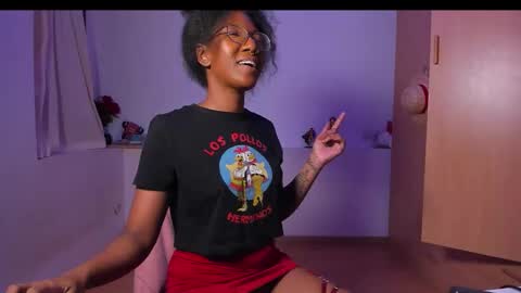 Snapshot of saturno_vibes chatting on September 19, 10:58 am saturno_vibes online show from September 19, 10:58 am