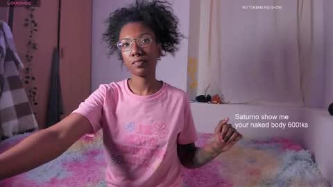 Snapshot of saturno_vibes chatting on January 22, 11:56 am saturno_vibes online show from January 22, 11:56 am
