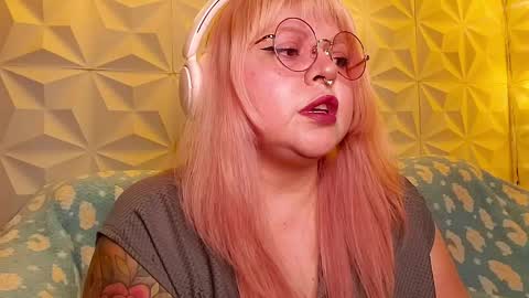 Gina George online show from May 10, 12:56 am