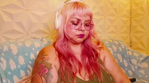 Gina George online show from June 5, 2:48 am