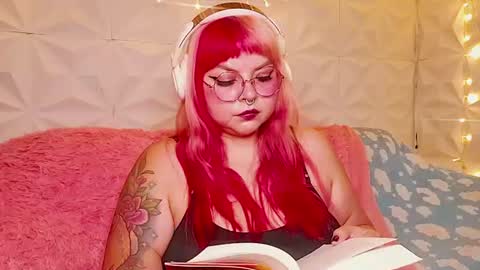 Gina George online show from July 5, 9:42 pm