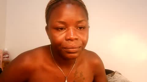 lesley online show from June 18, 2:57 am