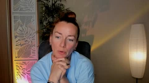 save the qween online show from May 30, 1:20 pm