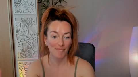 save the qween online show from May 6, 7:34 am