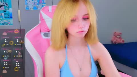 Roxy online show from May 26, 7:08 am
