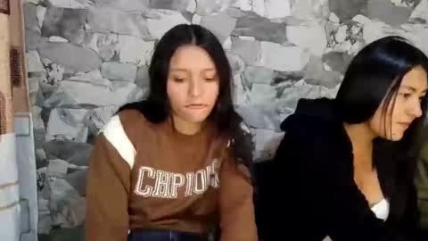 sayuce black online show from December 12, 1:43 am