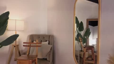 Scarlet online show from April 14, 12:38 pm