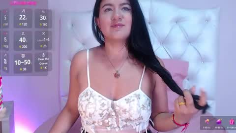 Snapshot of scarlet_fostt_ chatting on December 22, 12:38 pm Andrea online show from December 22, 12:38 pm