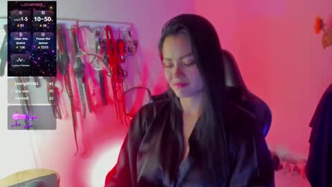 scarlet taylor kennedy online show from March 17, 8:35 pm