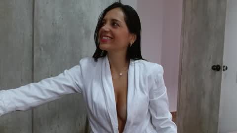  Scarleth  online show from February 8, 5:08 pm