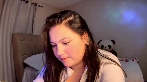 valery Gonzales online show from December 5, 12:32 am