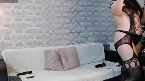 Scarlet online show from December 16, 12:33 pm