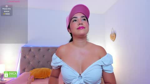 Snapshot of scarlett_00_ chatting on January 10, 8:48 pm Scarlett Evans online show from January 10, 8:48 pm